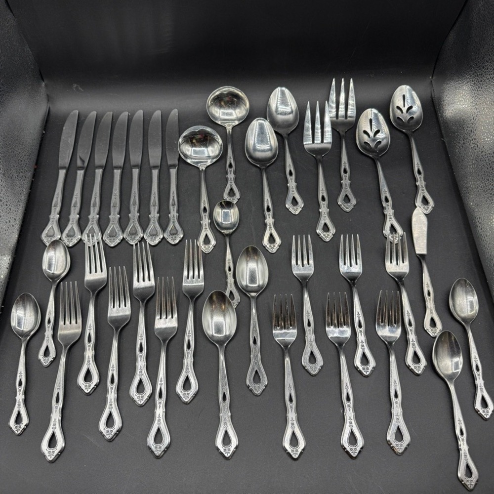 Vintage Rogers Autumn Ballad Flatware 33 Set Floral Stainless Steel Fork Serving